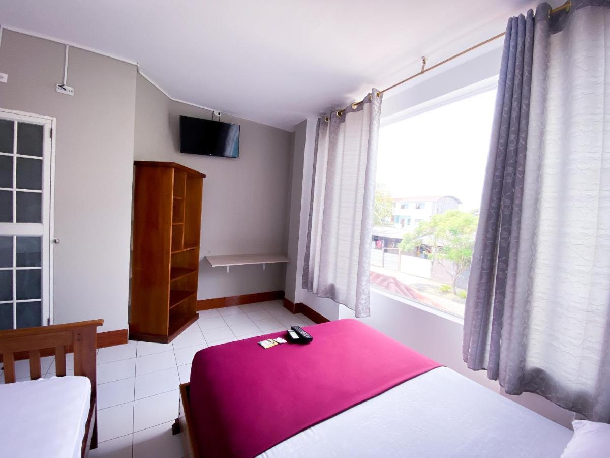 Hostal Casa Blanca Puerto Francisco de Orellana Buitenkant foto