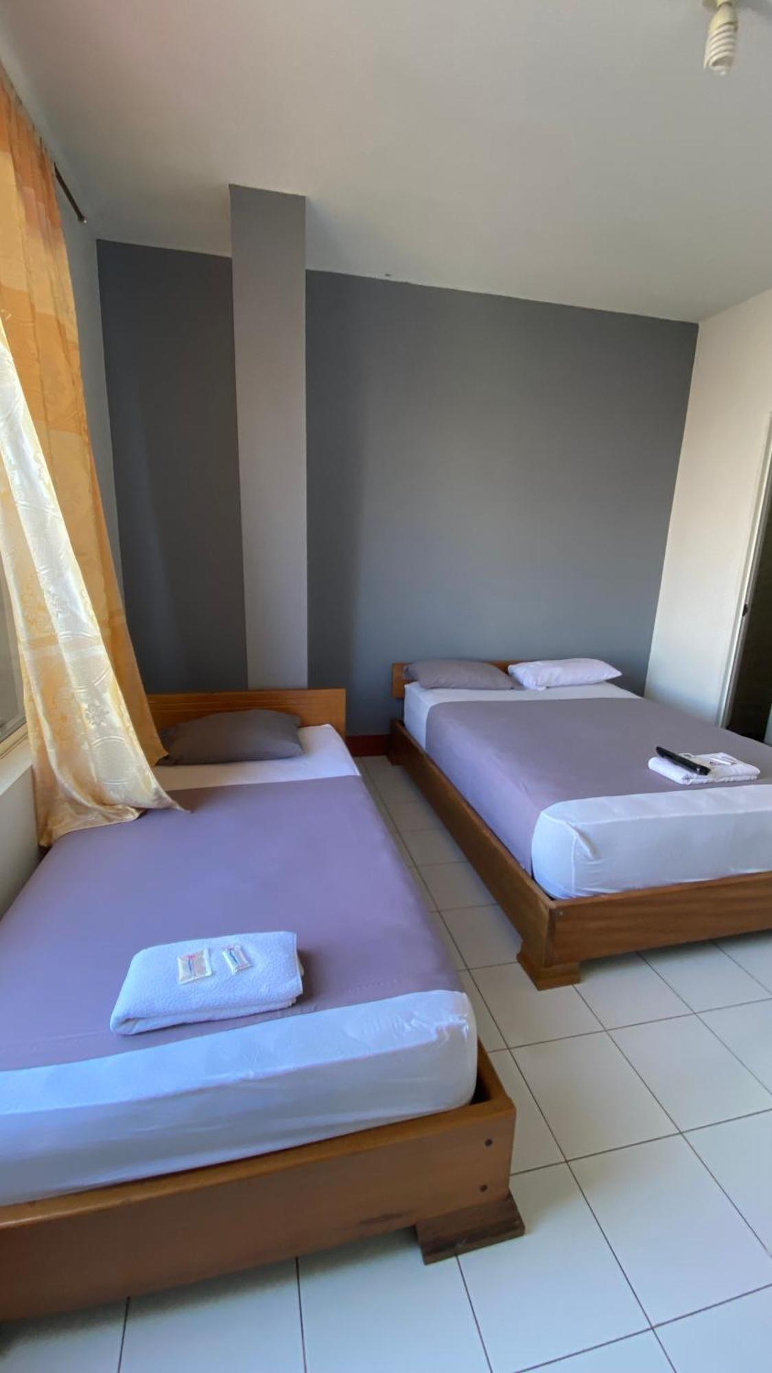 Hostal Casa Blanca Puerto Francisco de Orellana Buitenkant foto